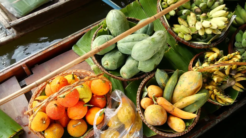 Продукты в карзинках